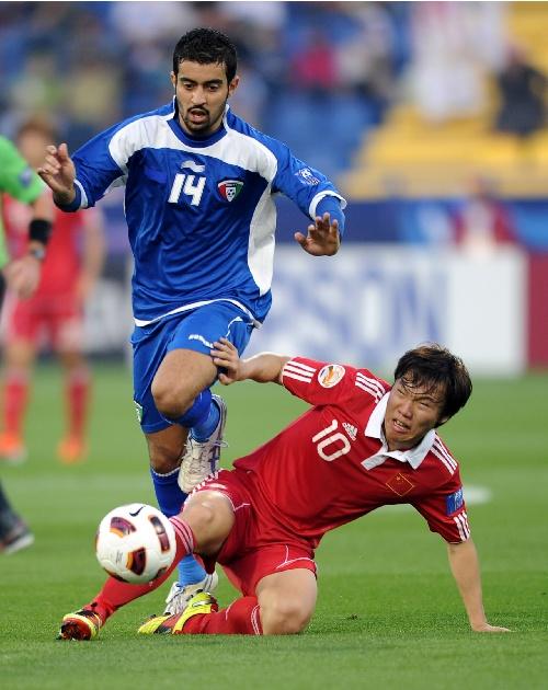 中国vs科威特足球